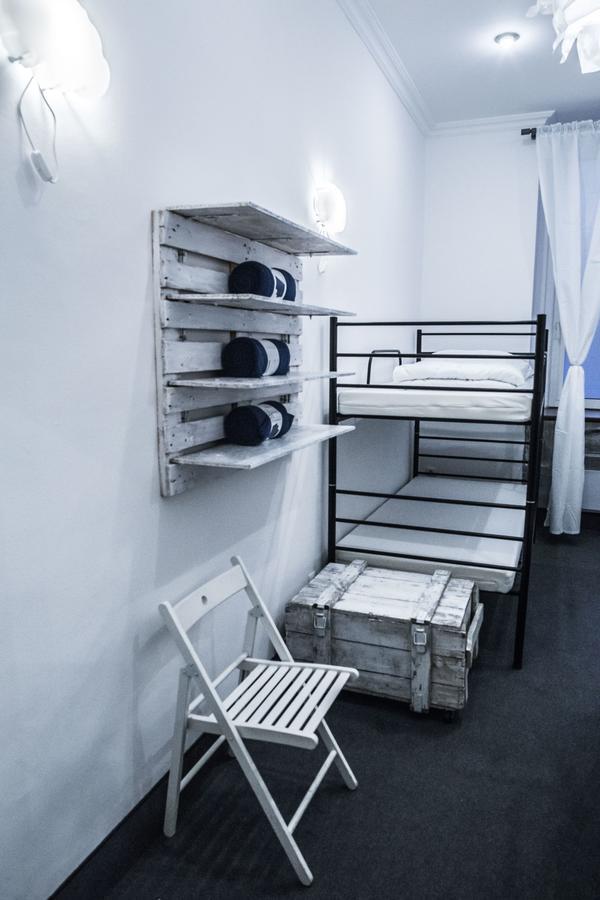 ורוצלב Flyfly Hostel , Darmowy Parking , Rezerwuj Przez Urzadzenia Mobilne -10 Procent מראה חיצוני תמונה